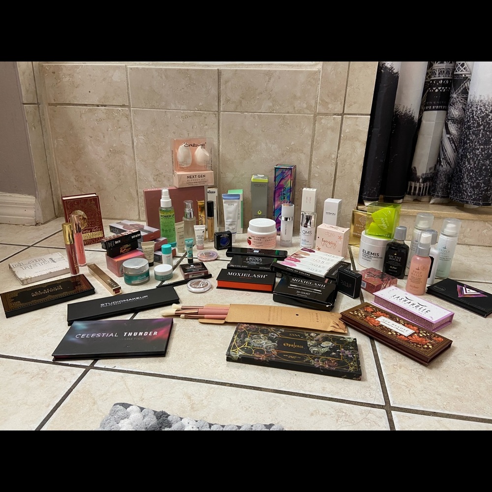 SOLD ON MERC HUGE HUGE HUGE lot of makeup, skincar